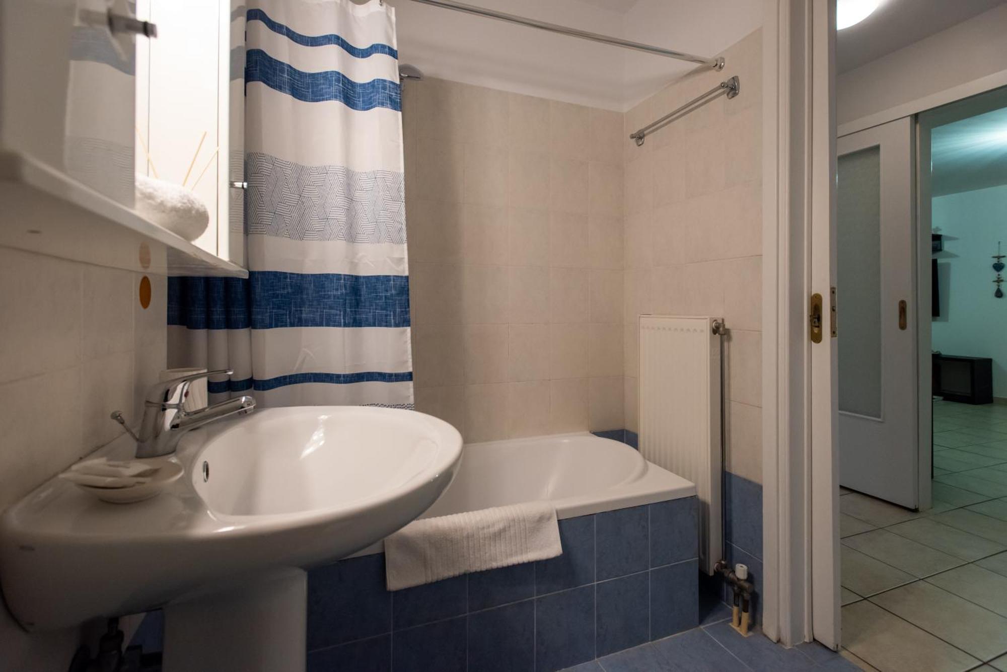 Kg Acropolis Escape Spa Apartment Athènes Extérieur photo